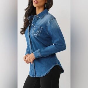 True Religion Women’s Denim Button Down Blue Jean Shirt longsleeve medium NWT